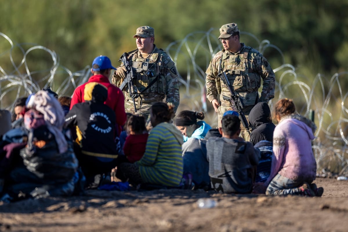 Texas enfrenta críticas por la nueva Ley SB4 de control de inmigración